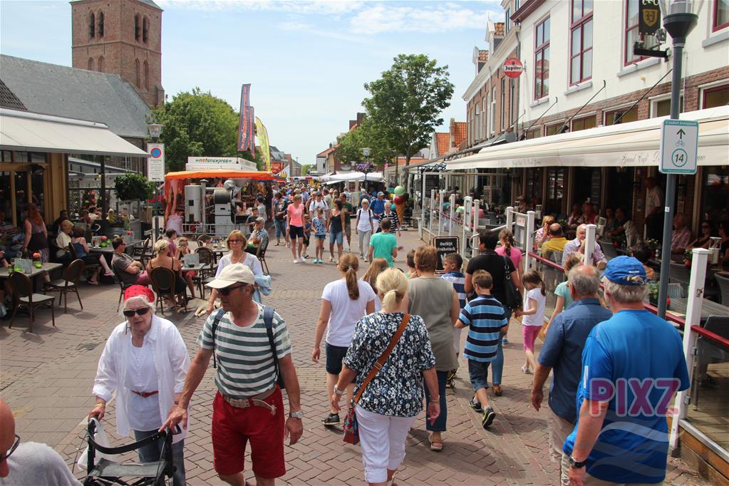 Market in Domburg